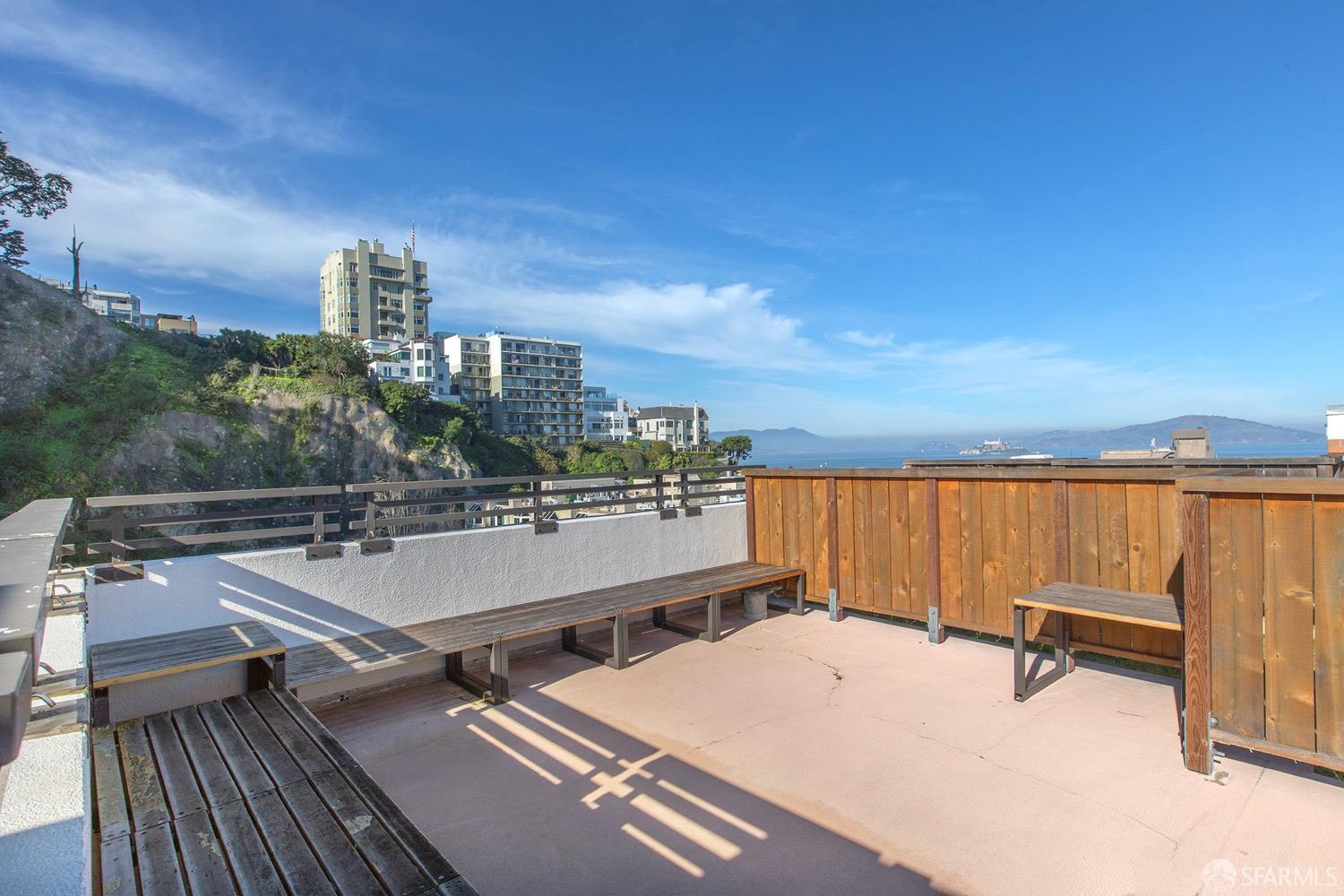 101 Lombard Street # 714W