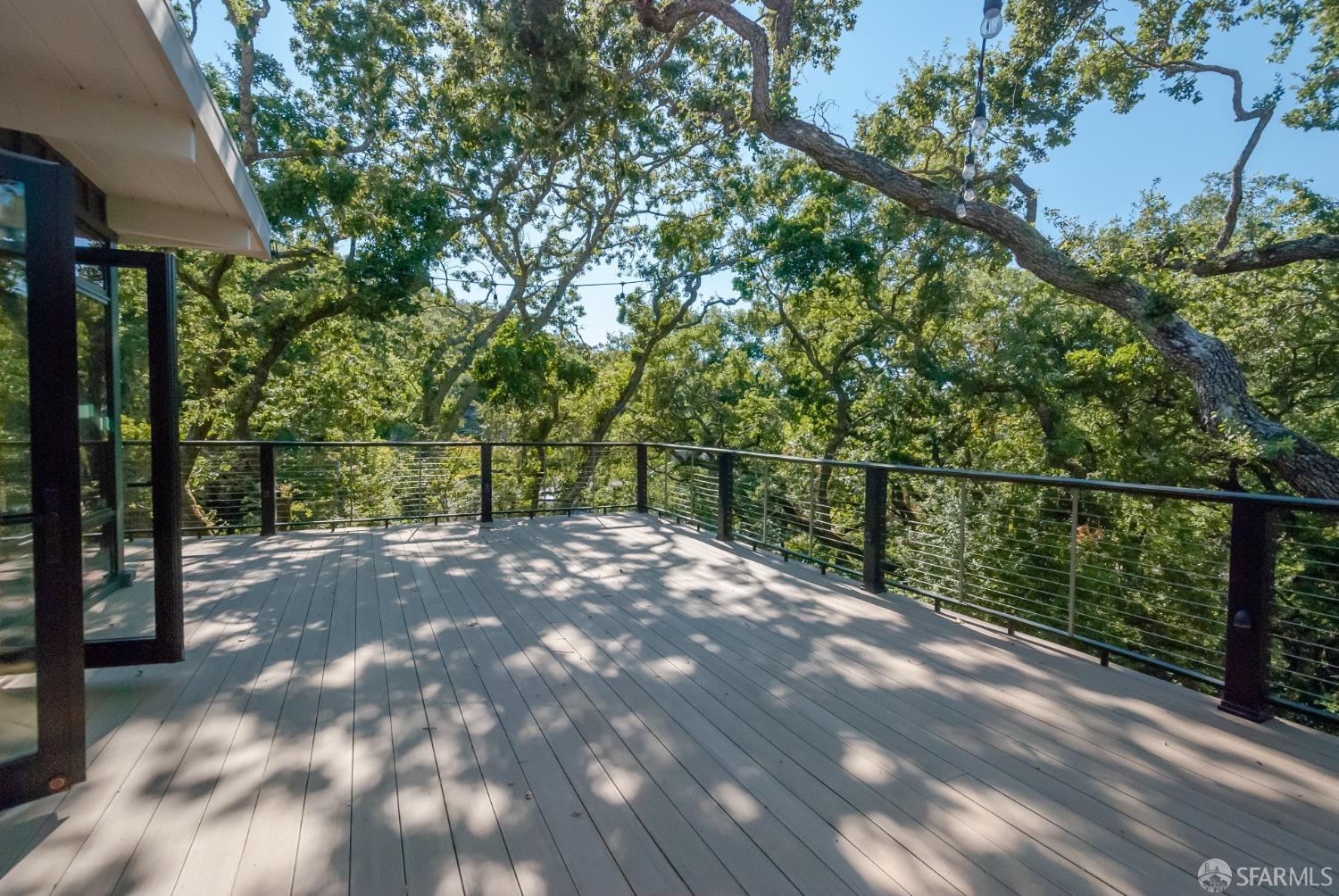 800 Mariposa Road