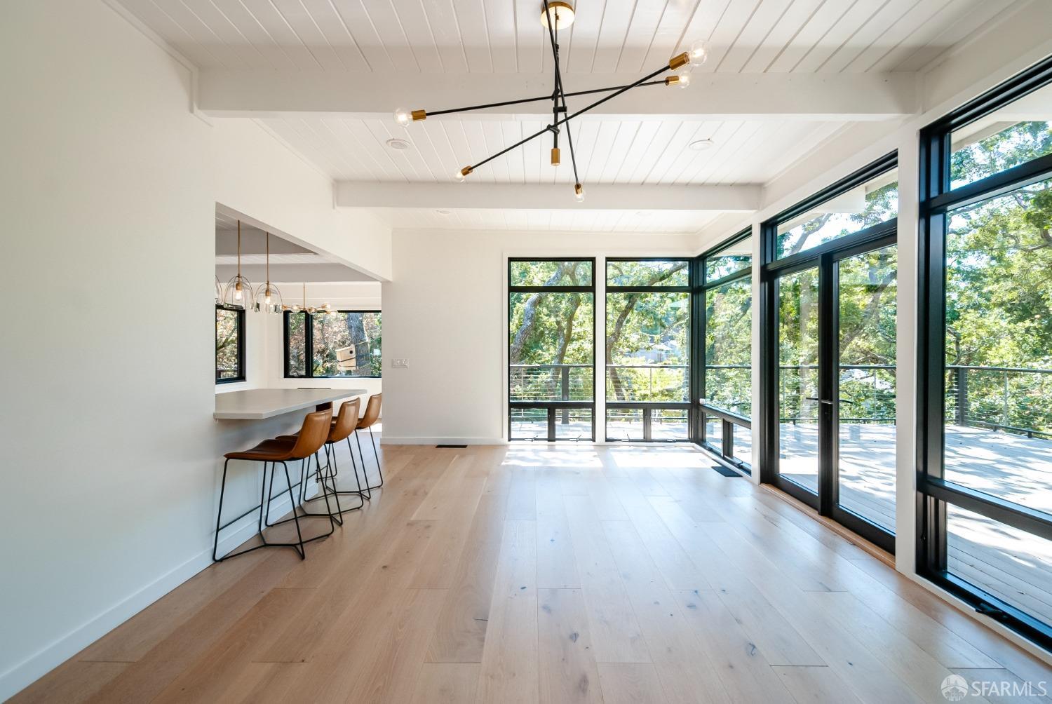 800 Mariposa Road
