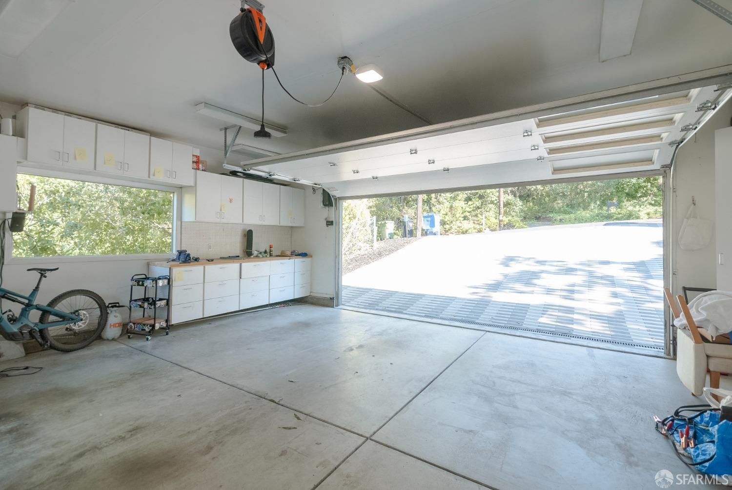 800 Mariposa Road