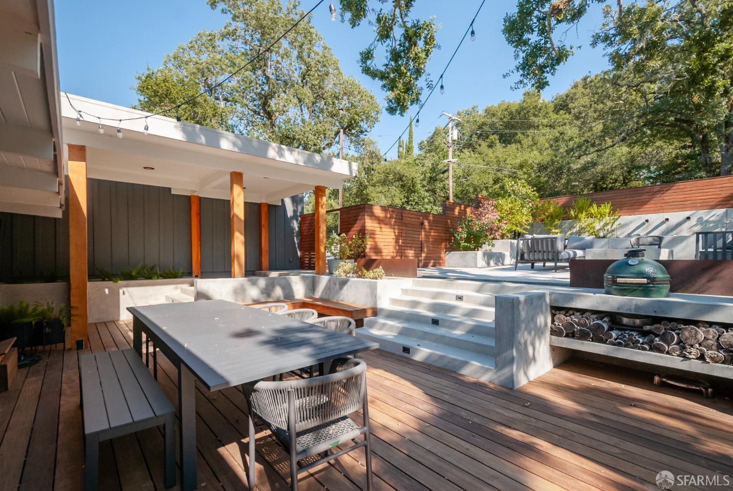 800 Mariposa Road