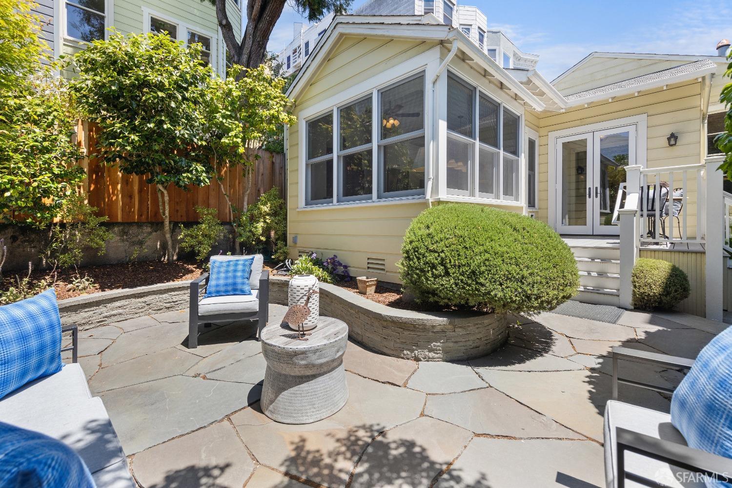 1933 Laguna Street
