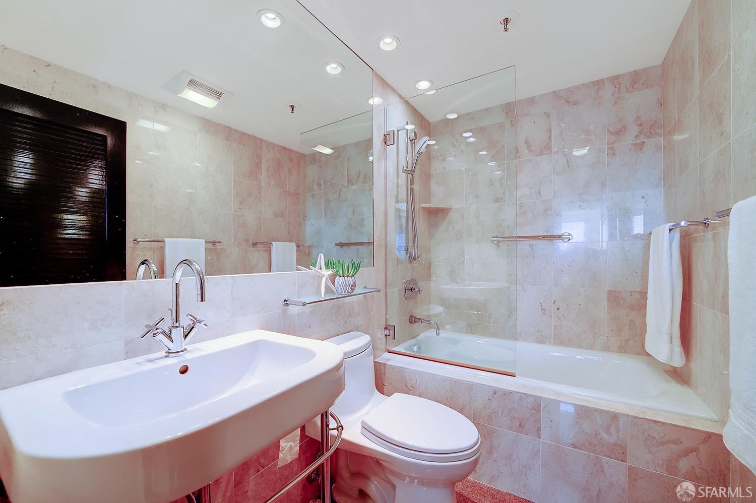 601 Van Ness Avenue # 805