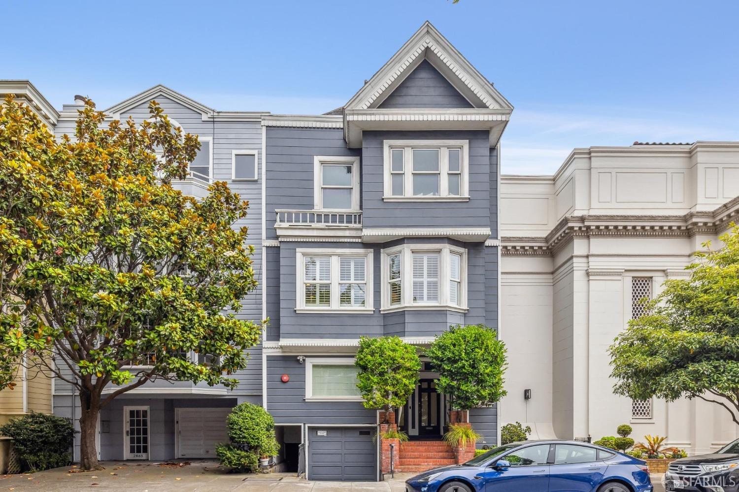 2869 Clay Street