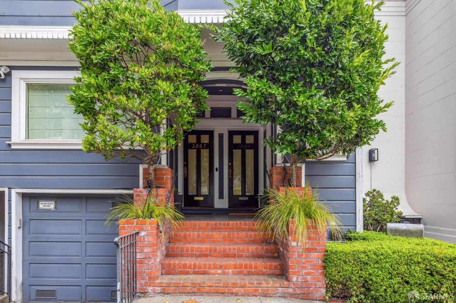 2869 Clay Street