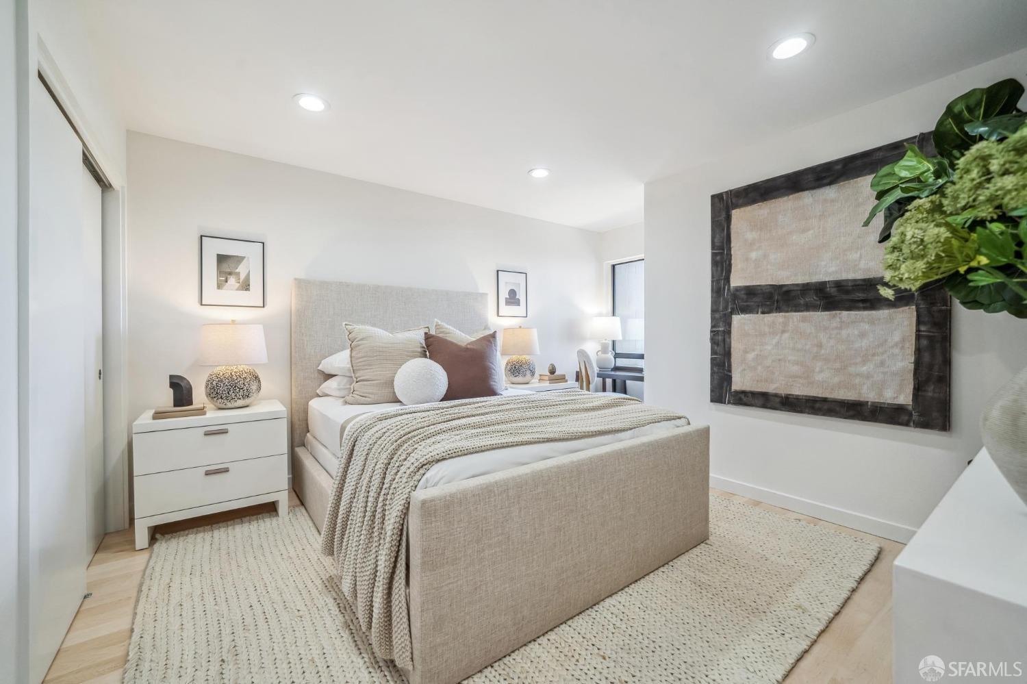 2295 Vallejo Street # 404