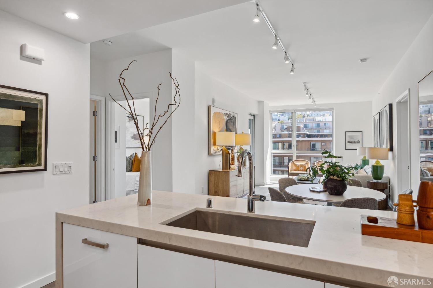 1501 Filbert Street # 6A