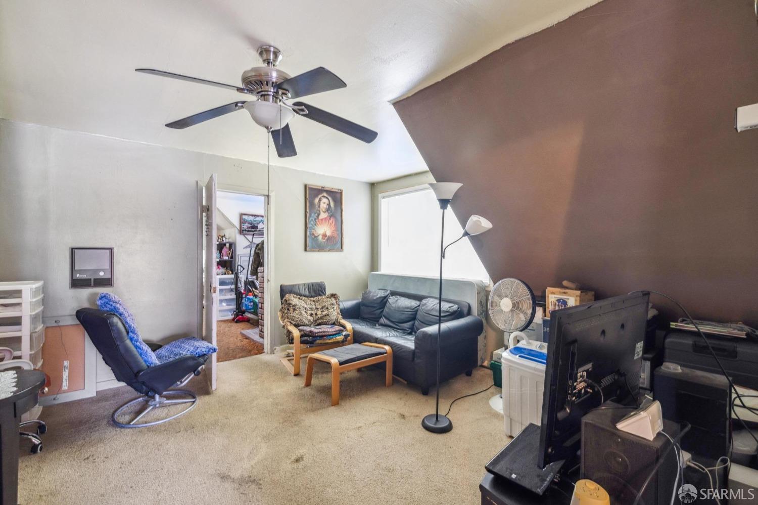 391-393 30th Street
