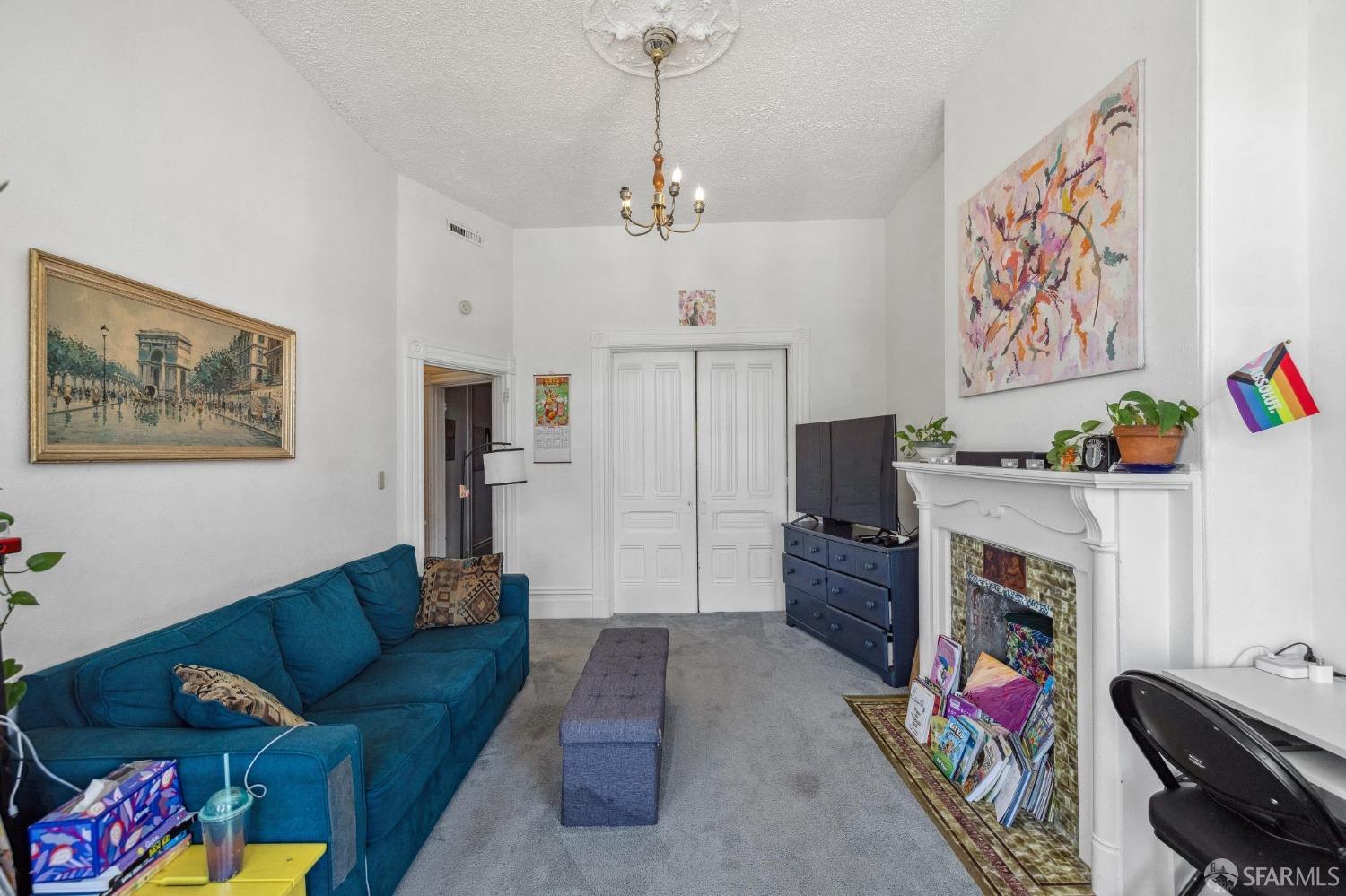 391-393 30th Street