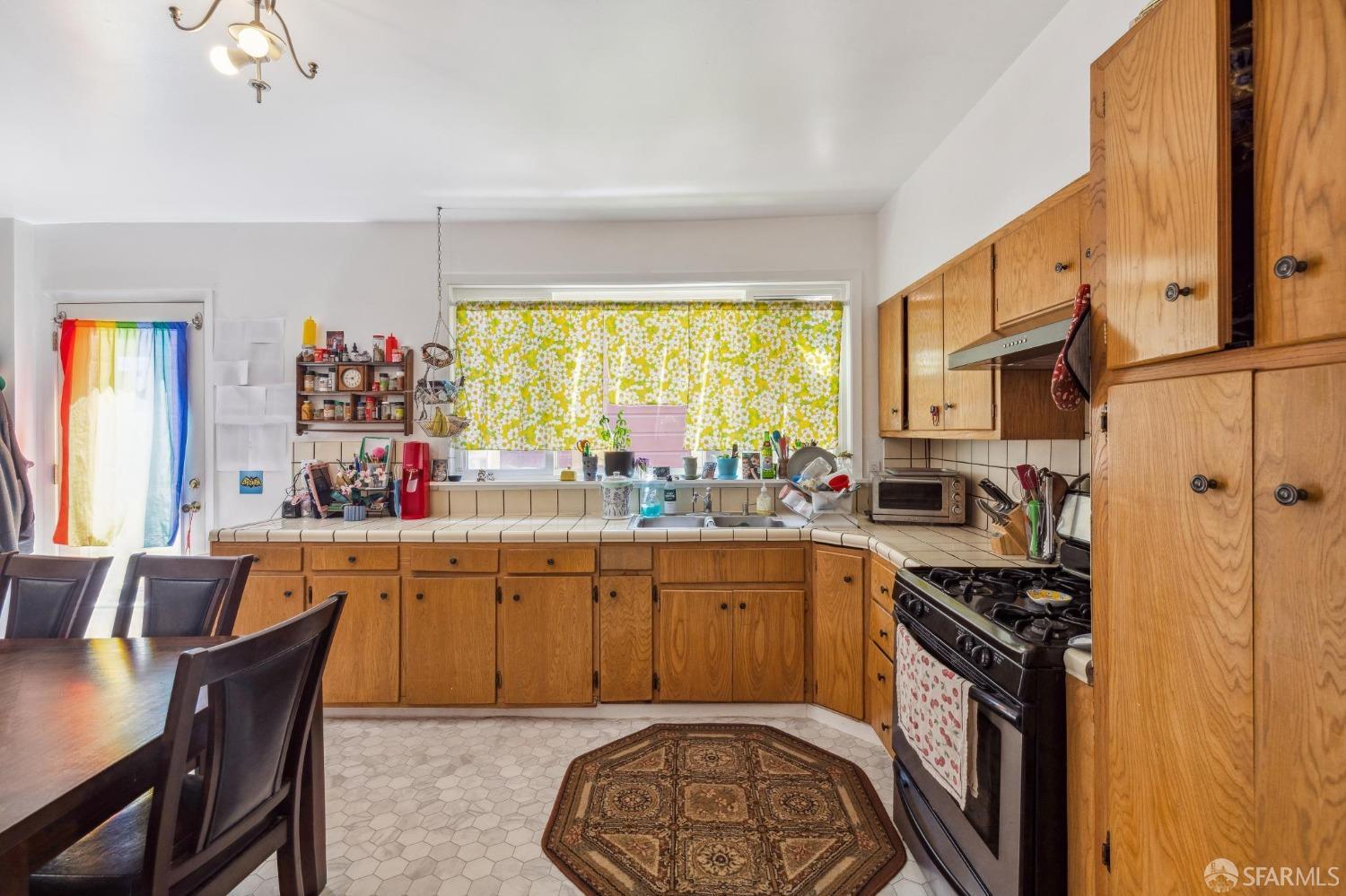 391-393 30th Street