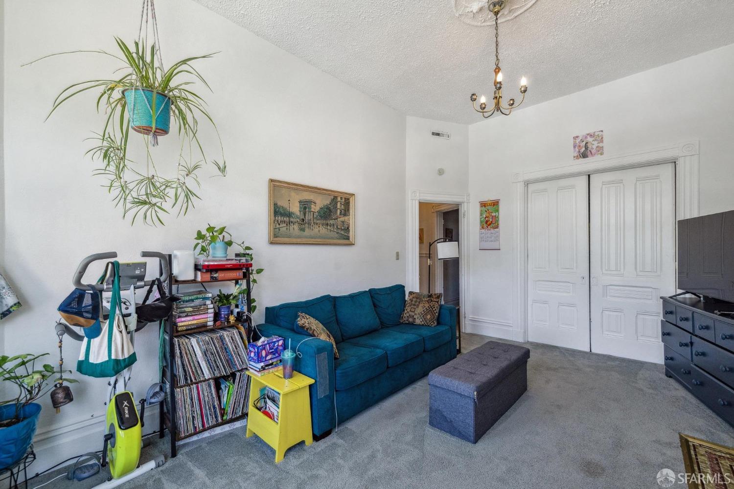 391-393 30th Street