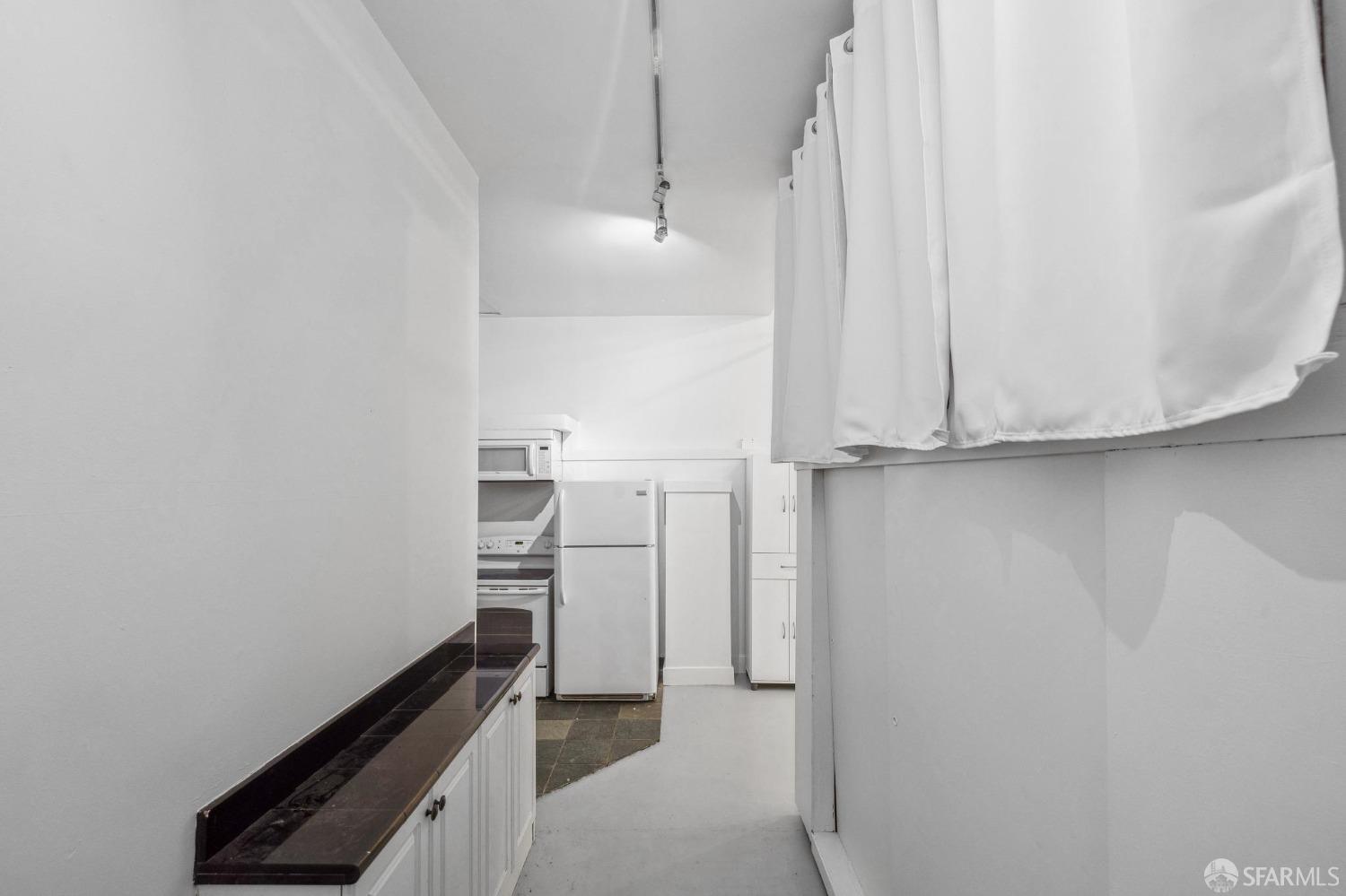 391-393 30th Street