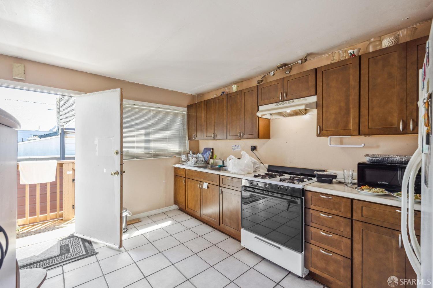 391-393 30th Street