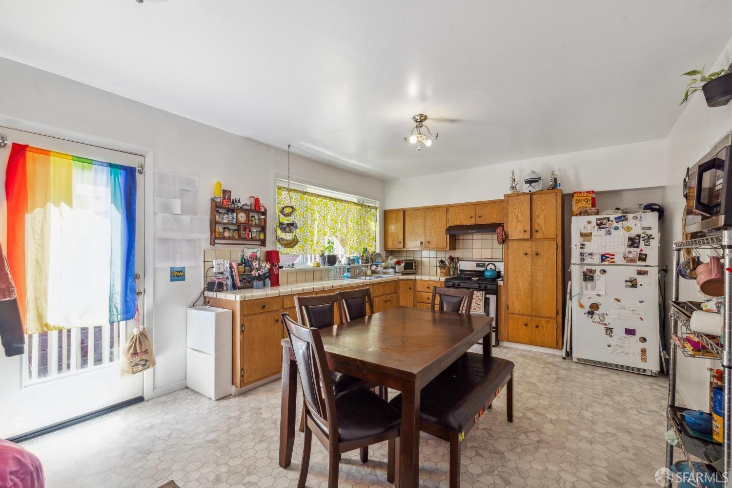 391-393 30th Street