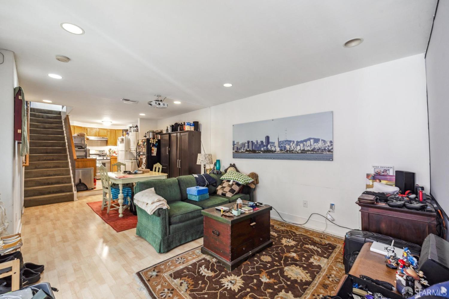 391-393 30th Street