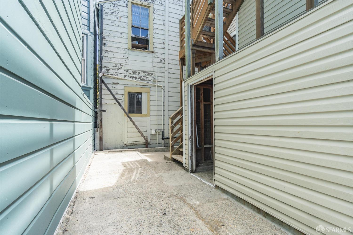 2506-2508 25th Street