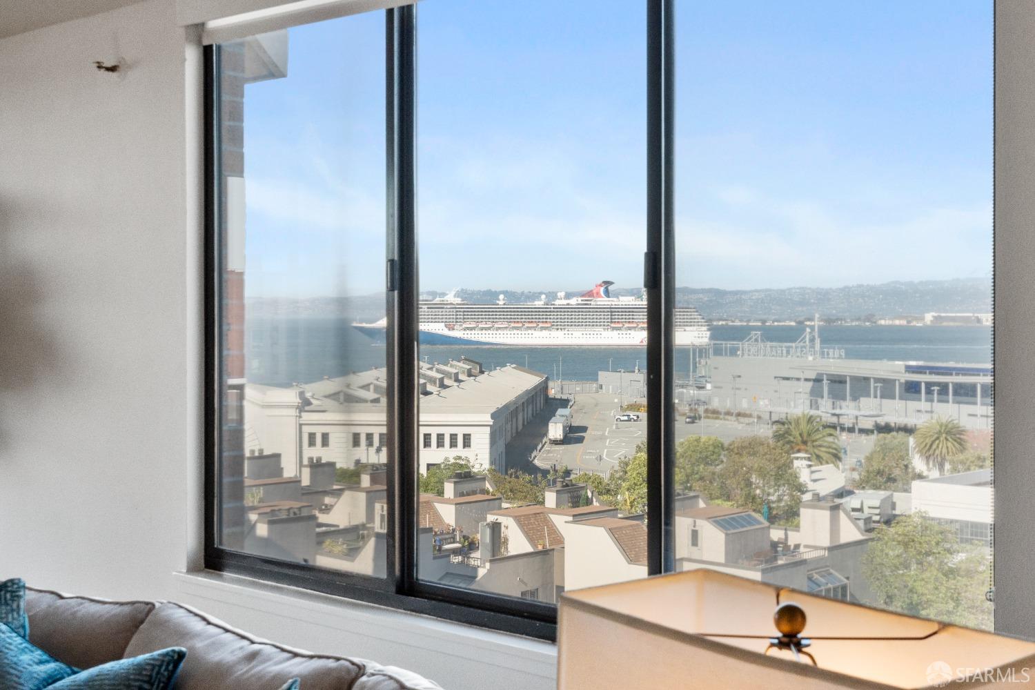 101 Lombard Street # 604w