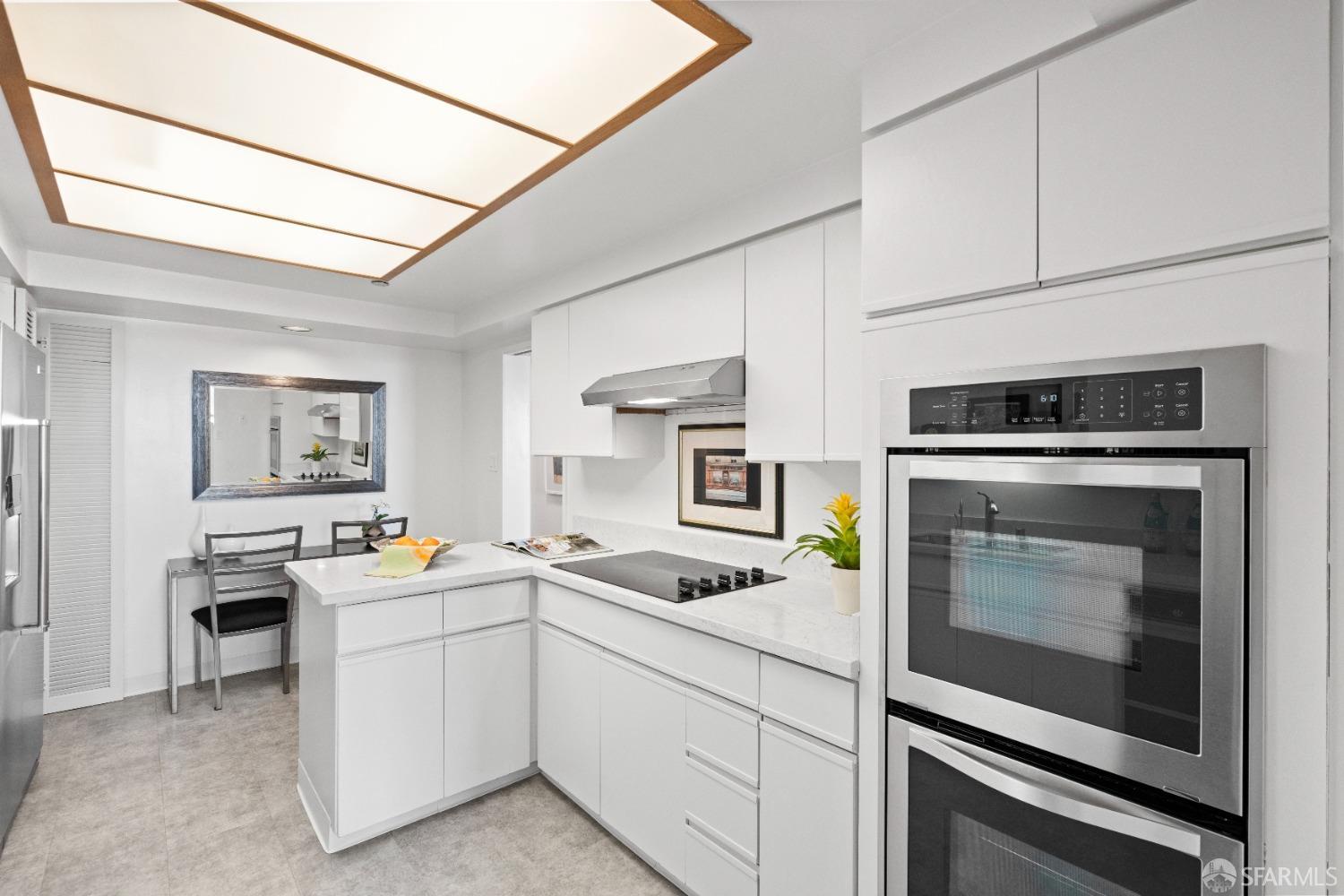 101 Lombard Street # 604w