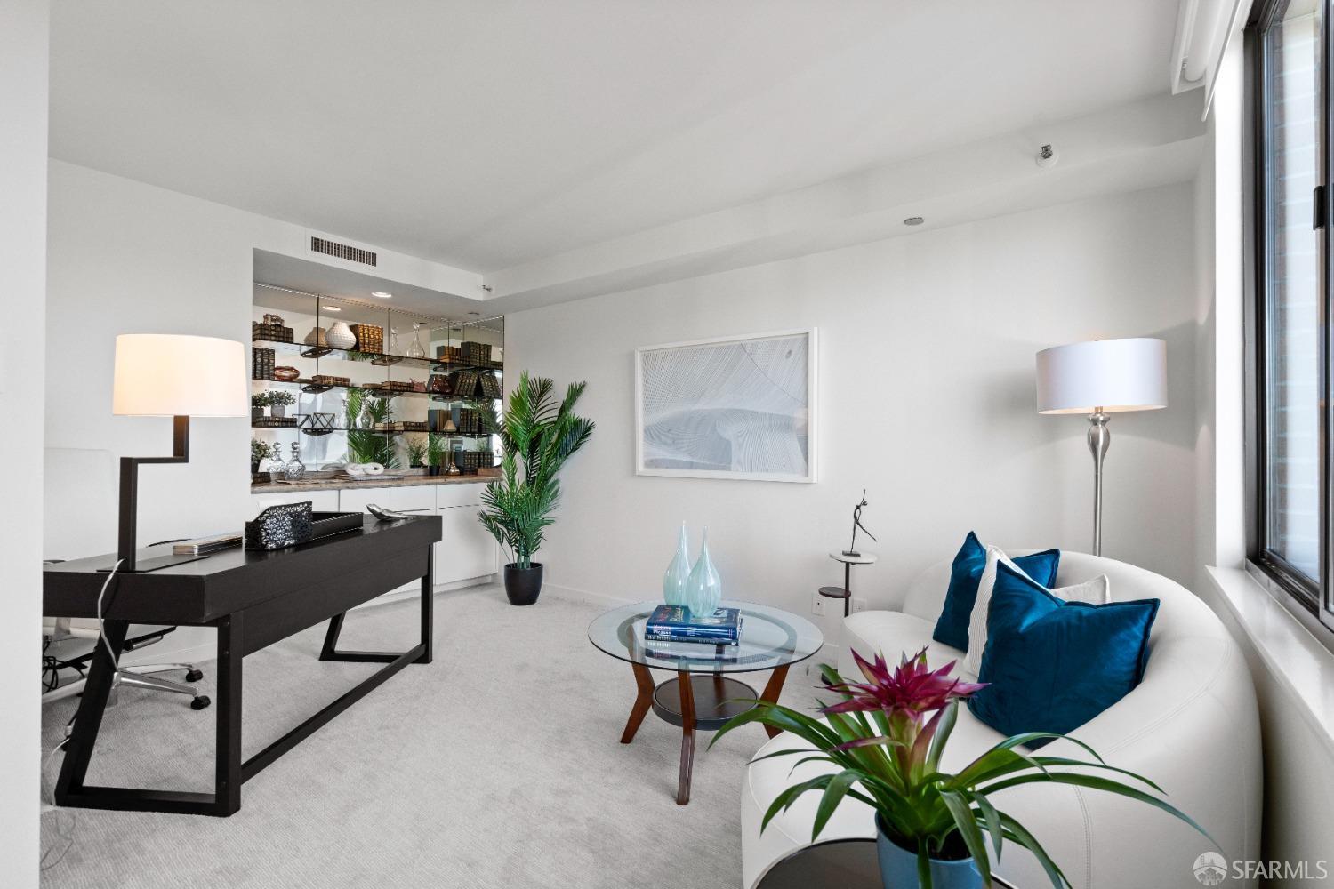 101 Lombard Street # 604w