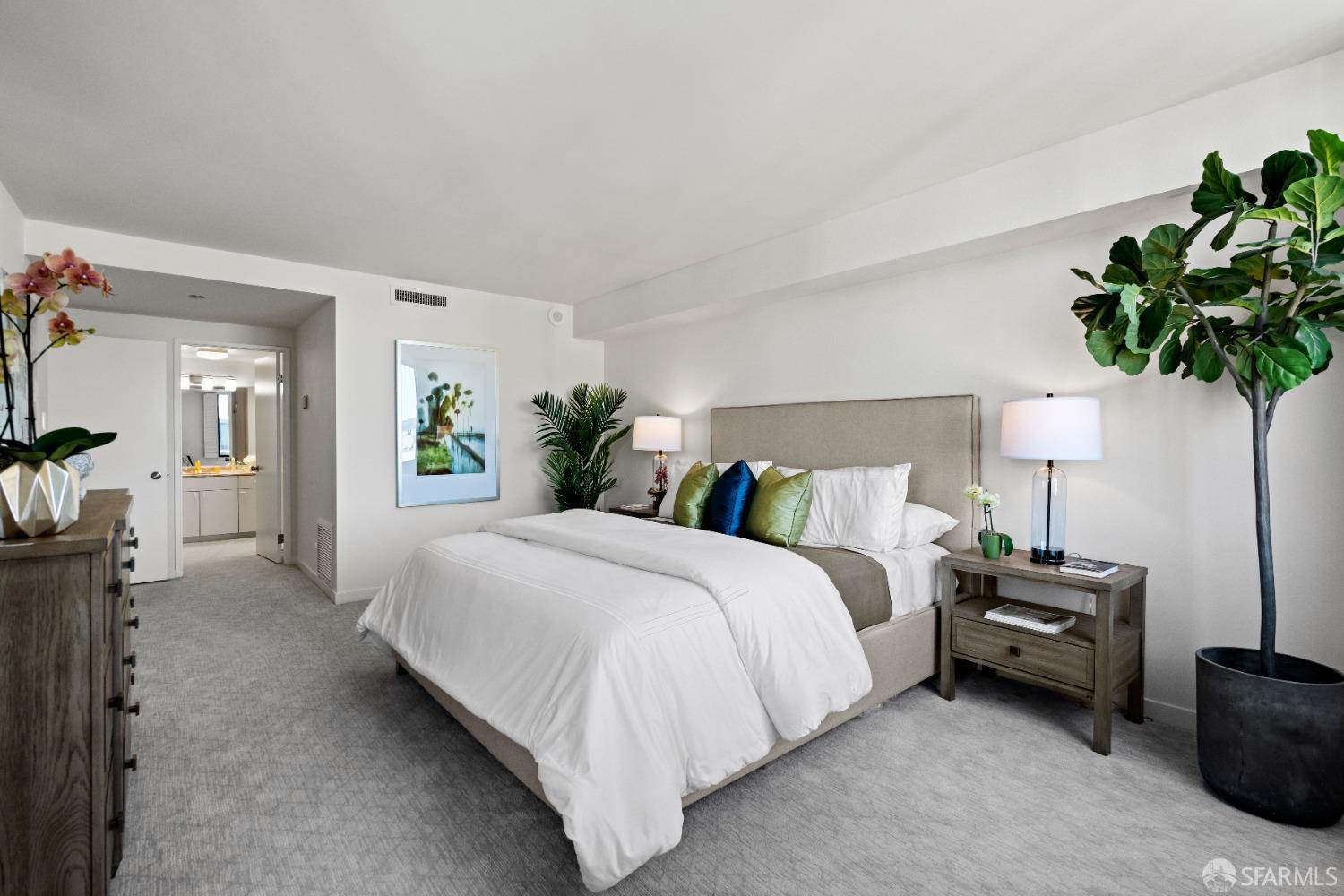 101 Lombard Street # 604w