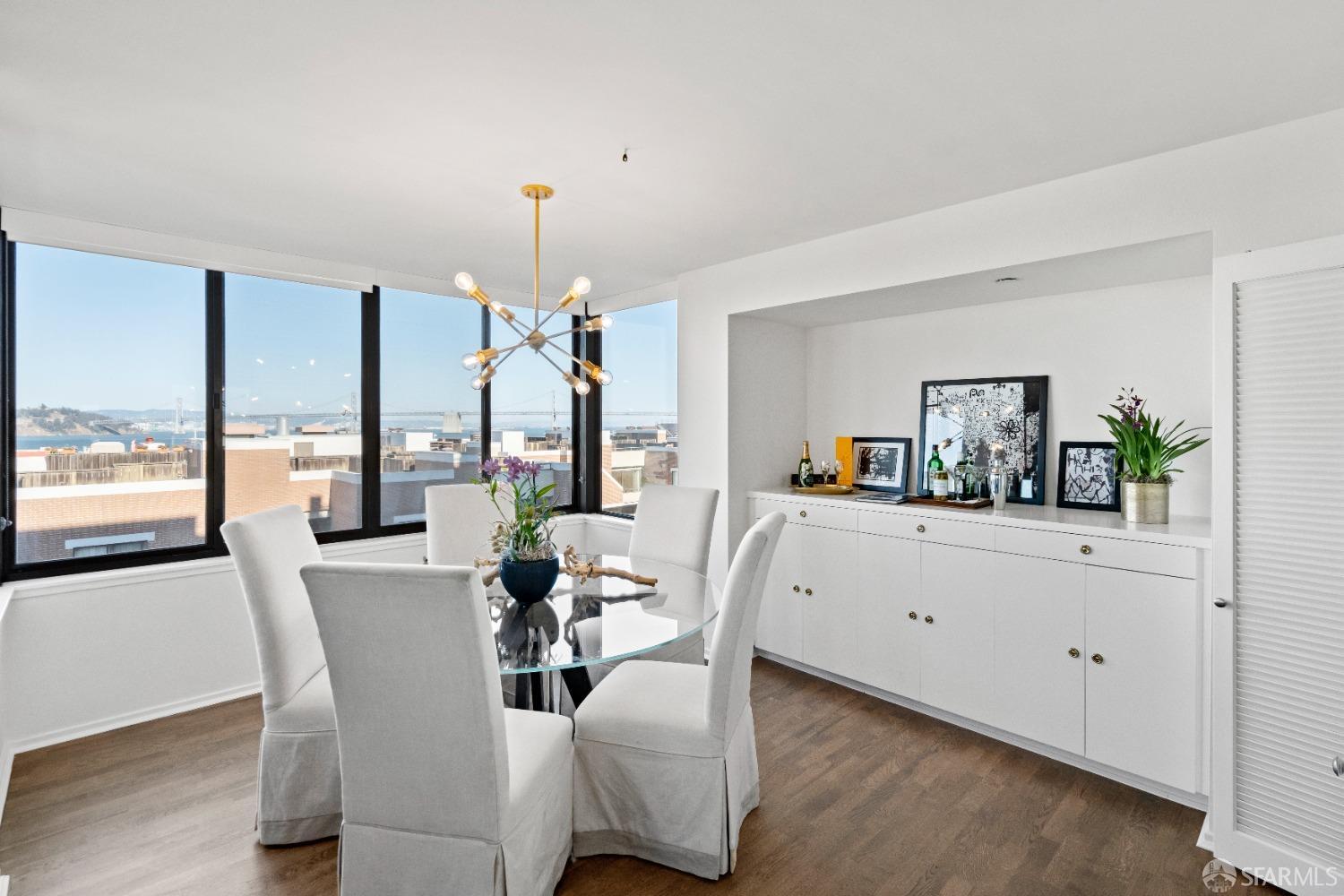 101 Lombard Street # 604w