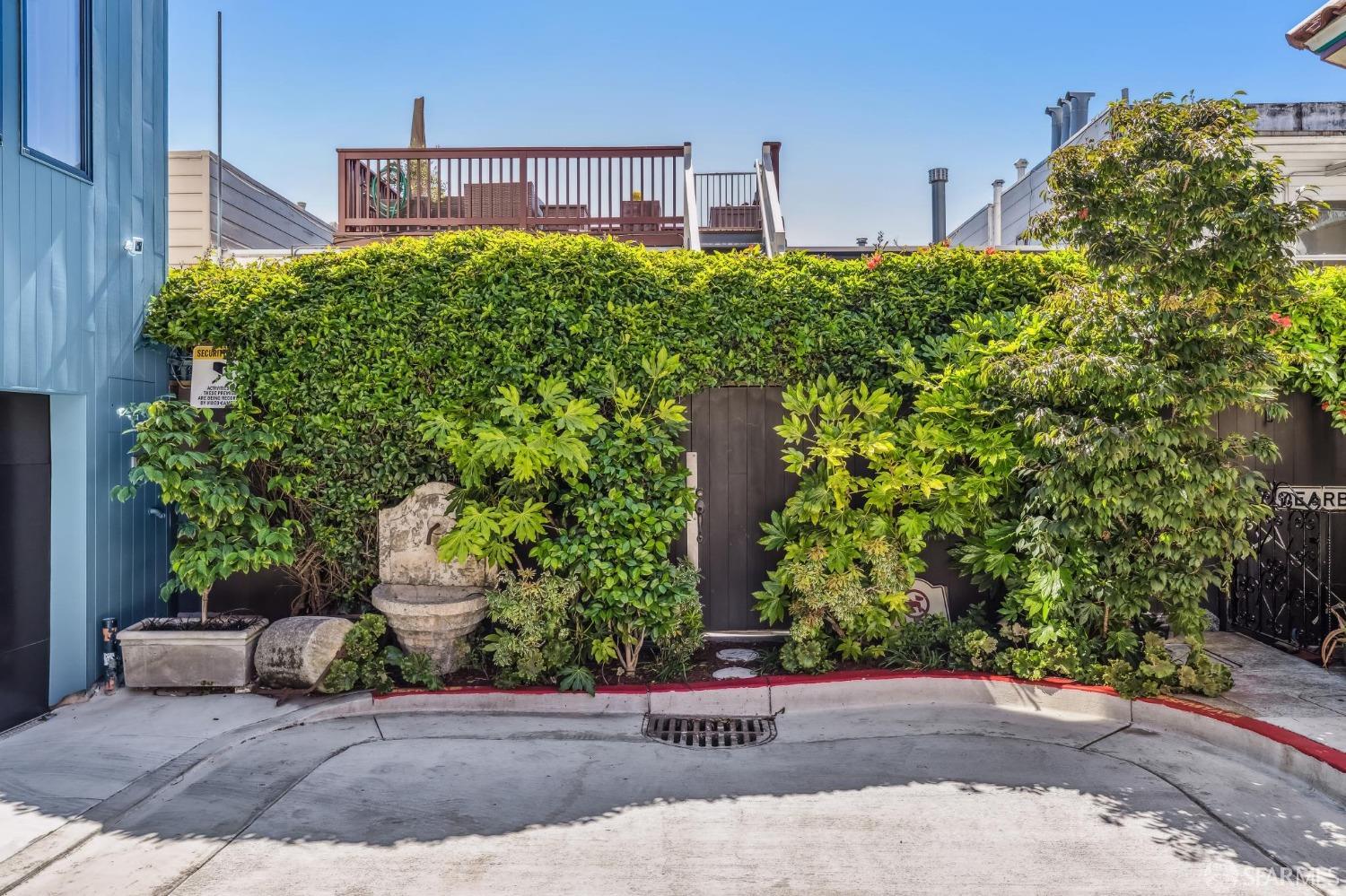 5 Montague Place