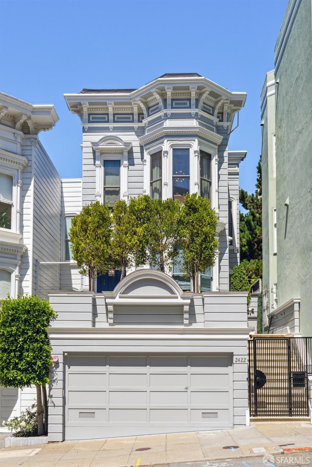 2422 Clay Street
