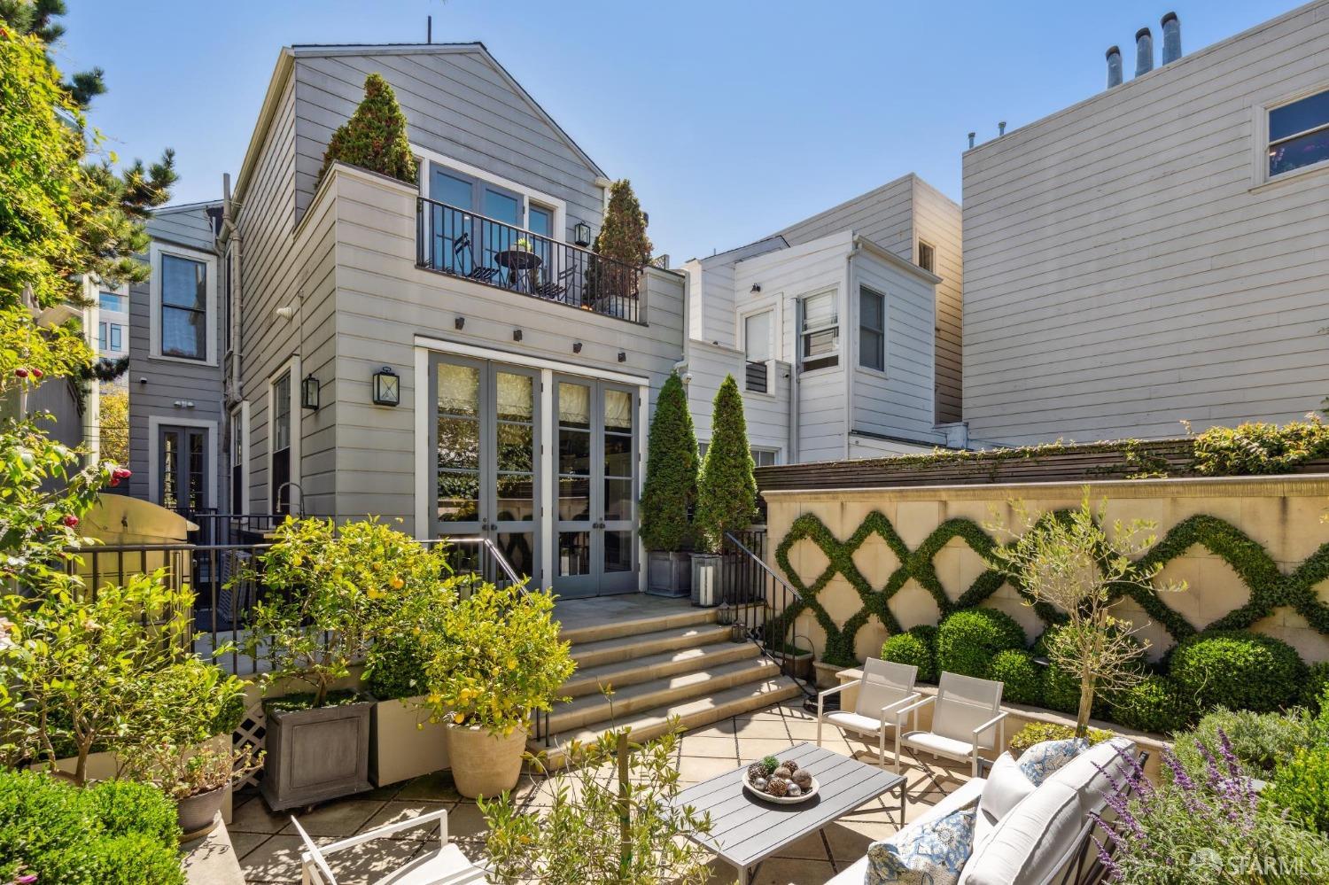 2422 Clay Street