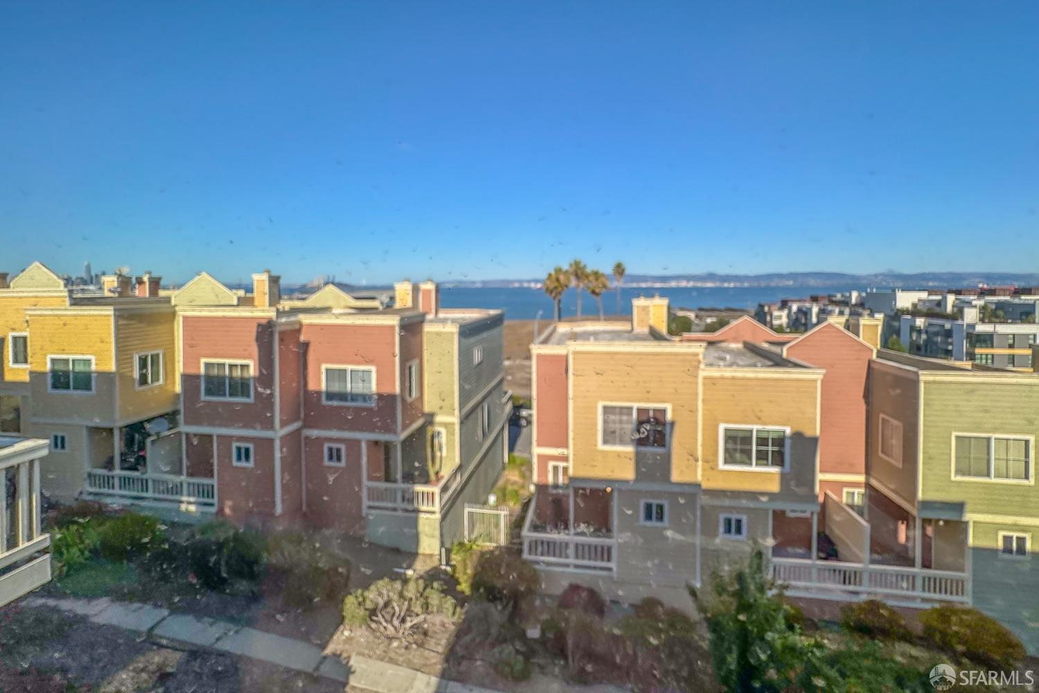 118 Jerrold Avenue