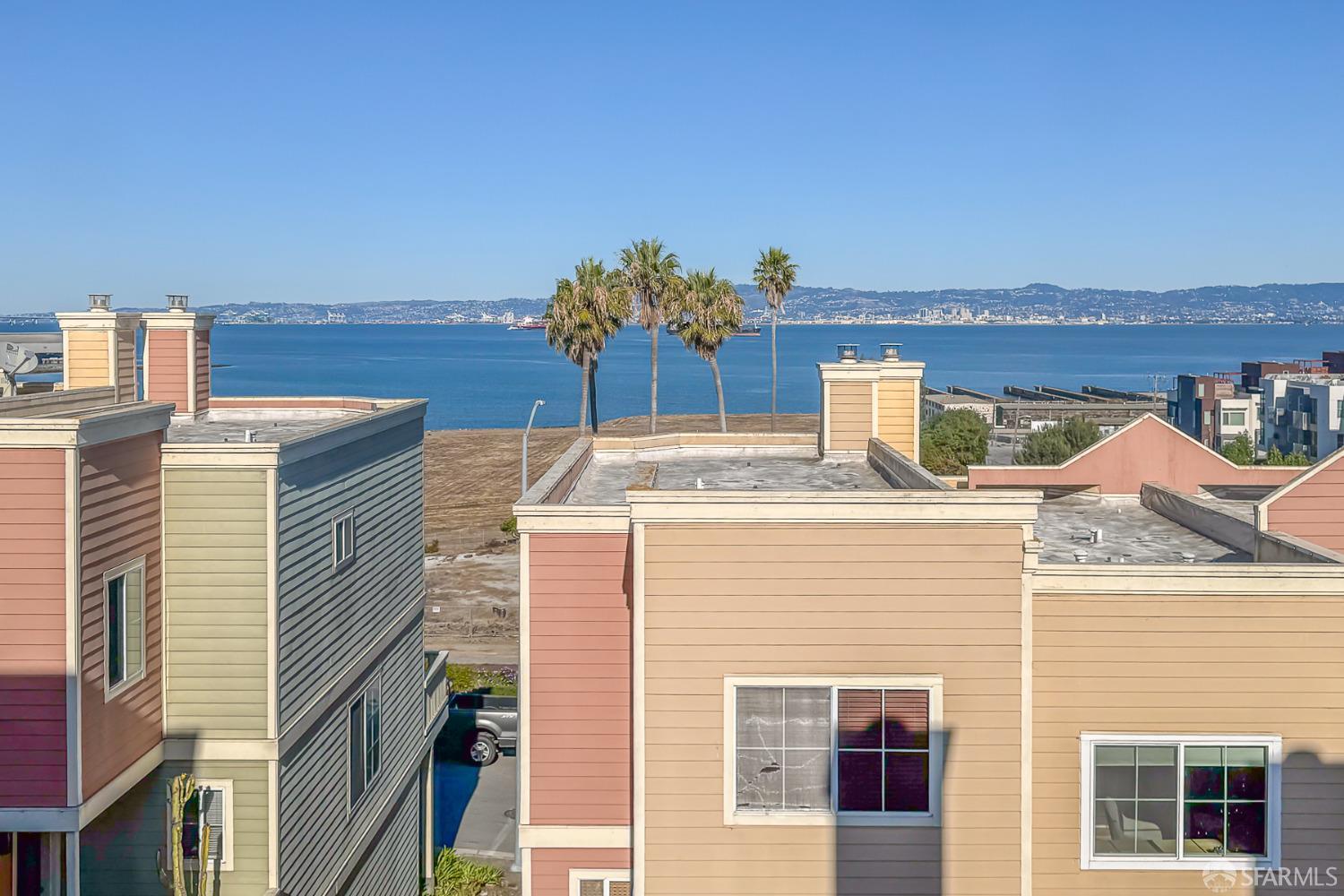 118 Jerrold Avenue