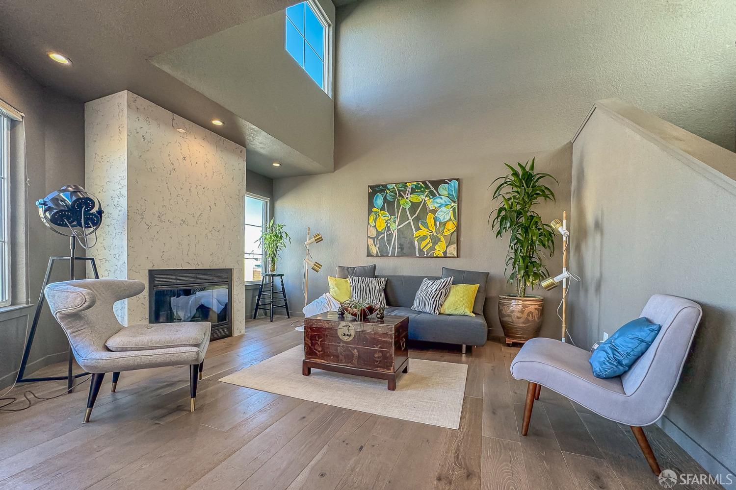 118 Jerrold Avenue