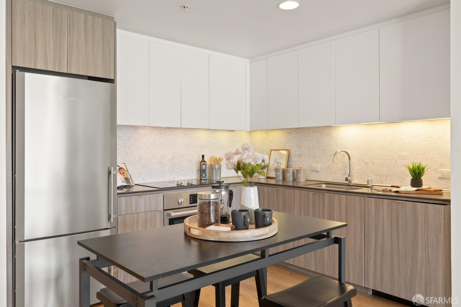 45 Bartlett Street # 318
