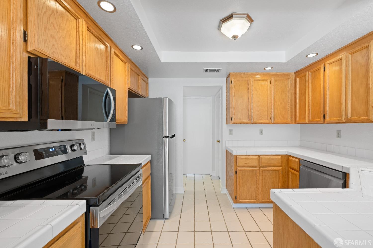 281 S Wildwood