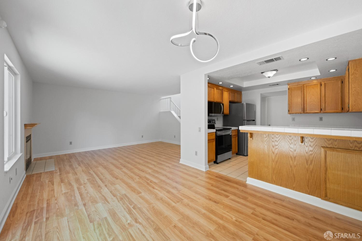 281 S Wildwood