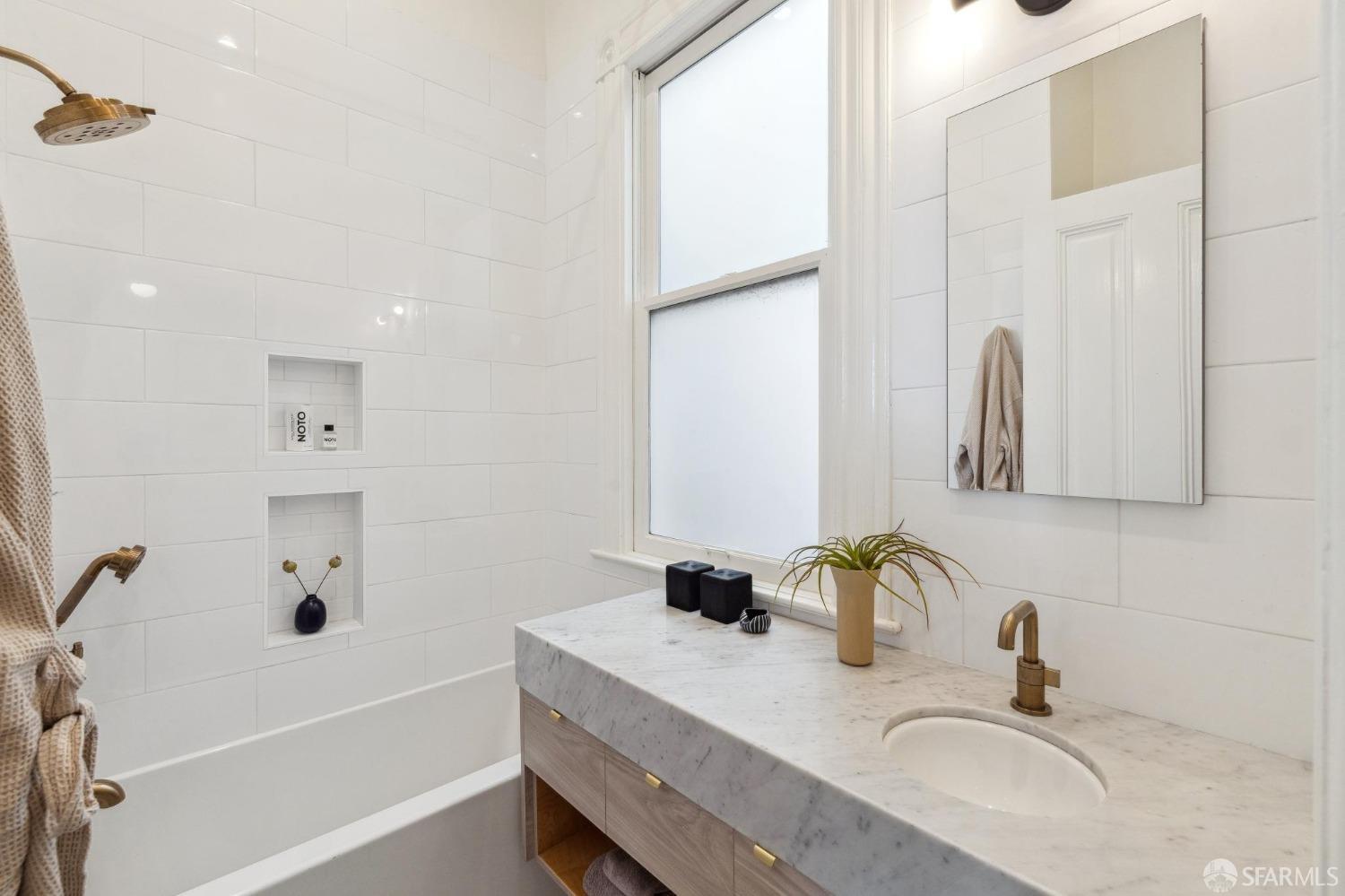 35 Noe Street