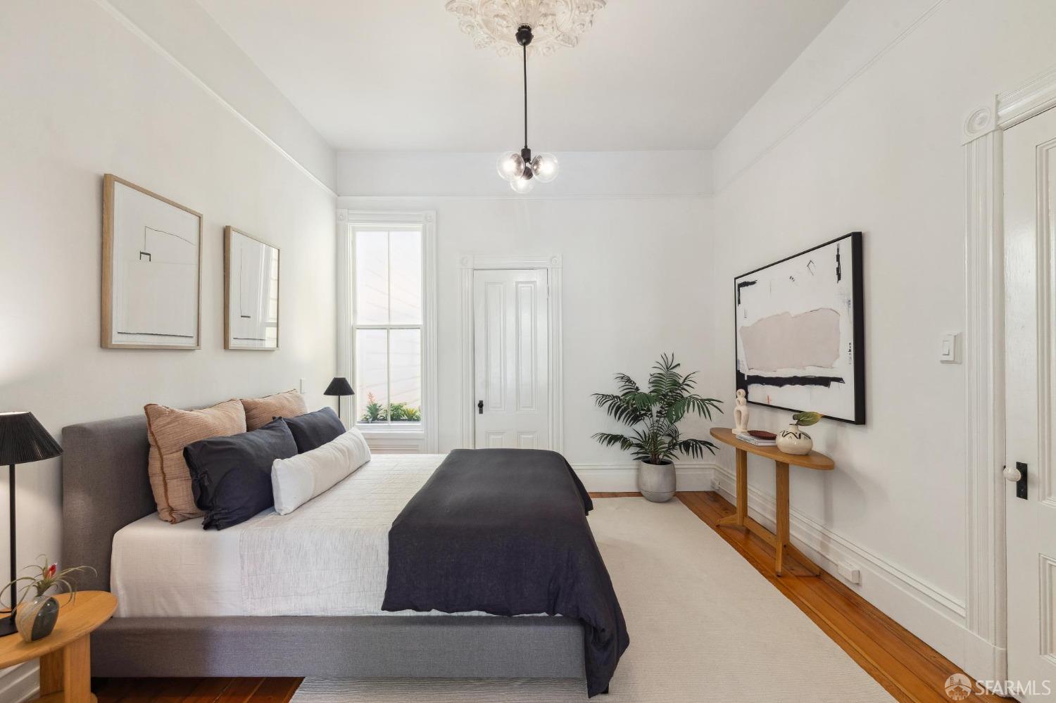 35 Noe Street