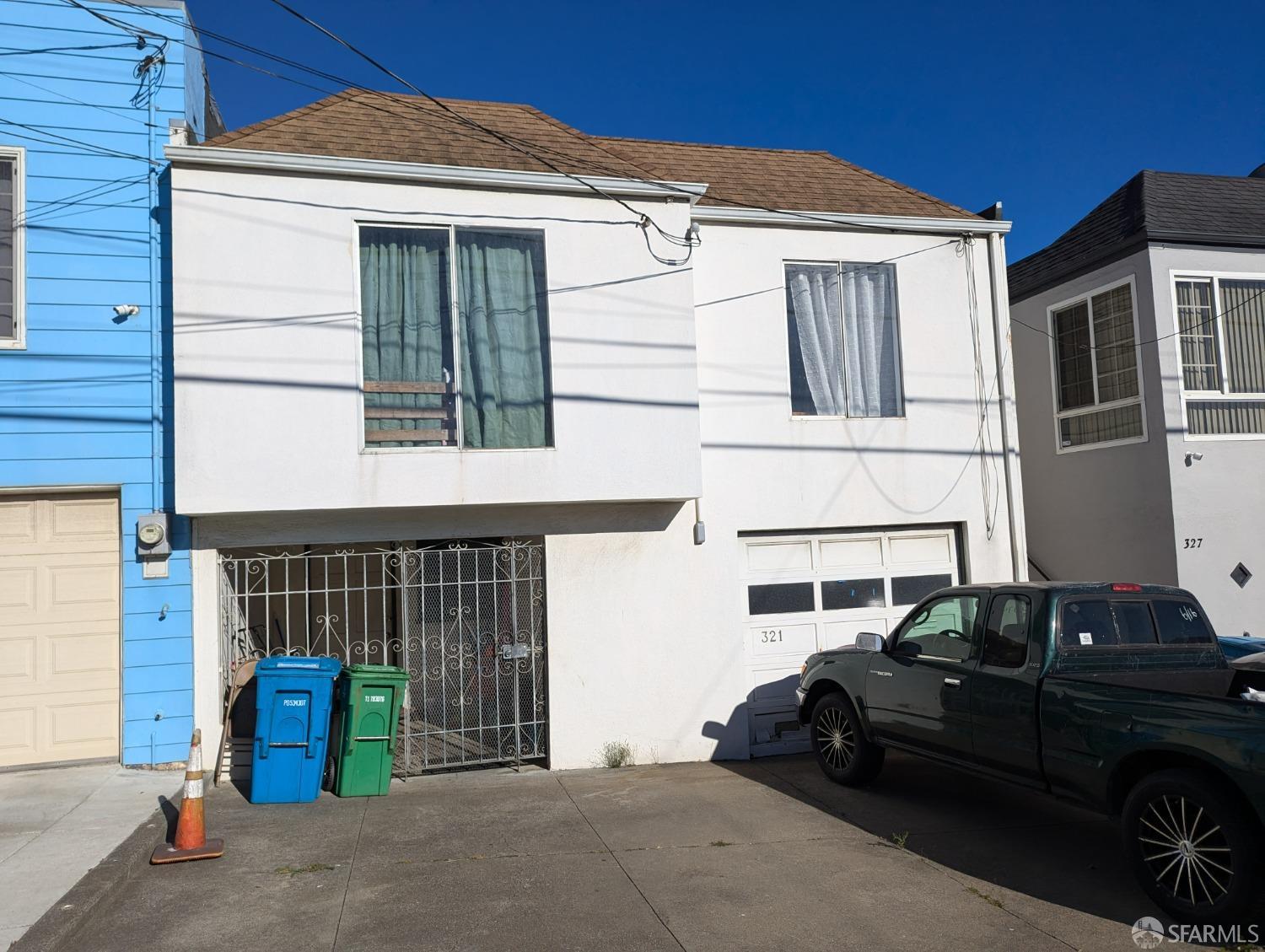 321 Sawyer Street