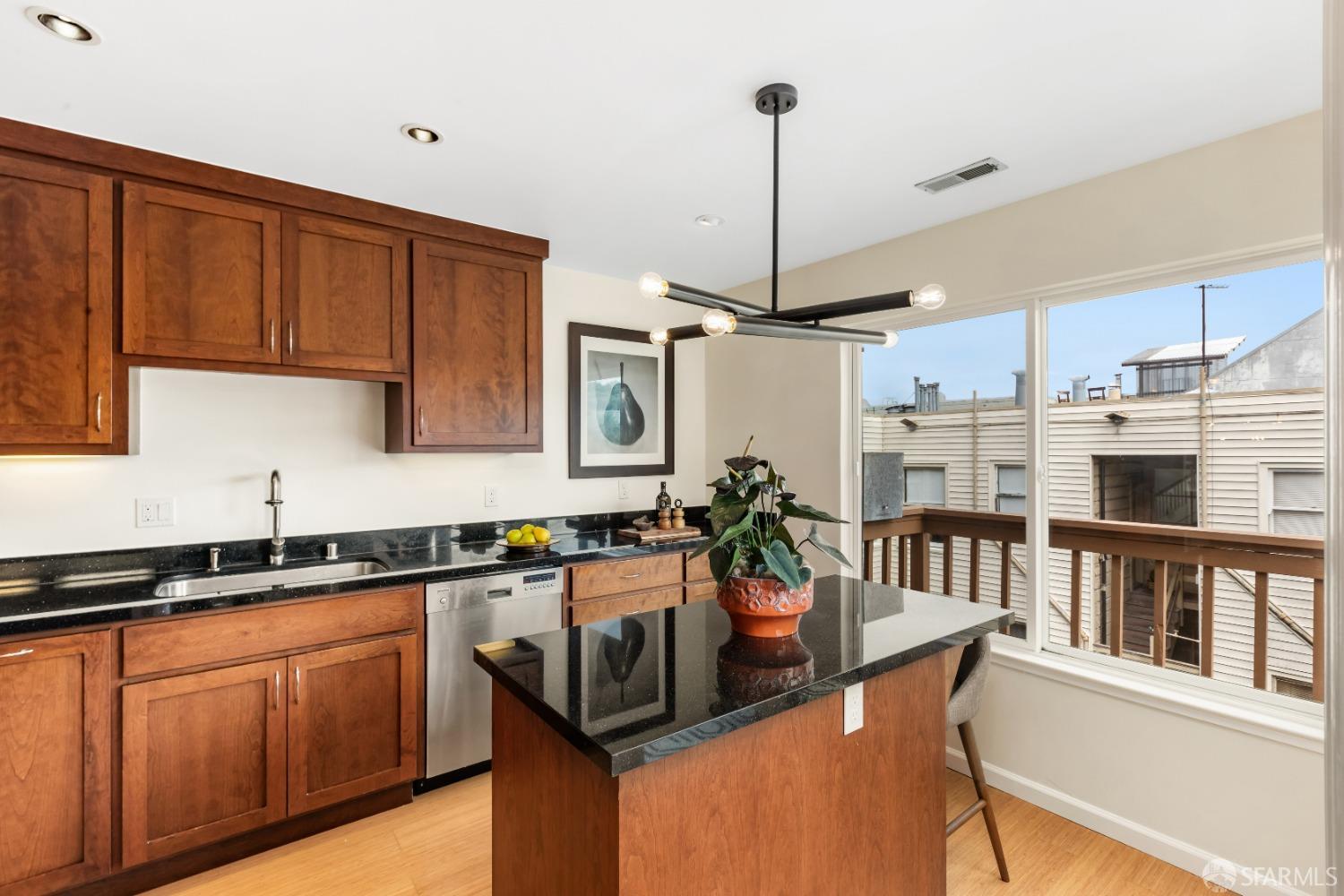 470 Fillmore Street # 3