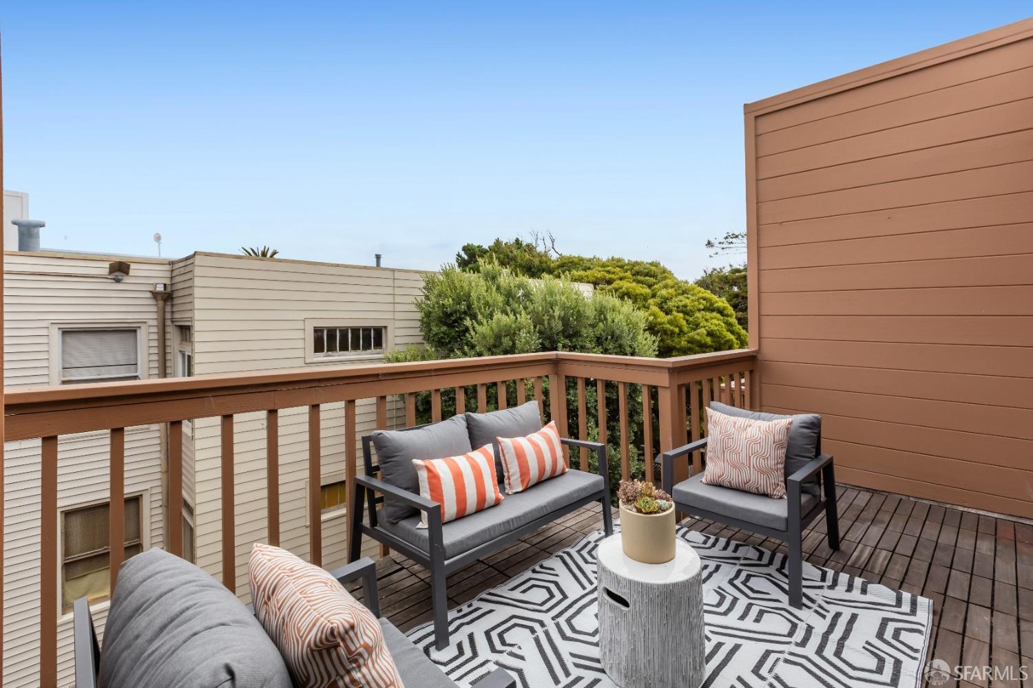 470 Fillmore Street # 3