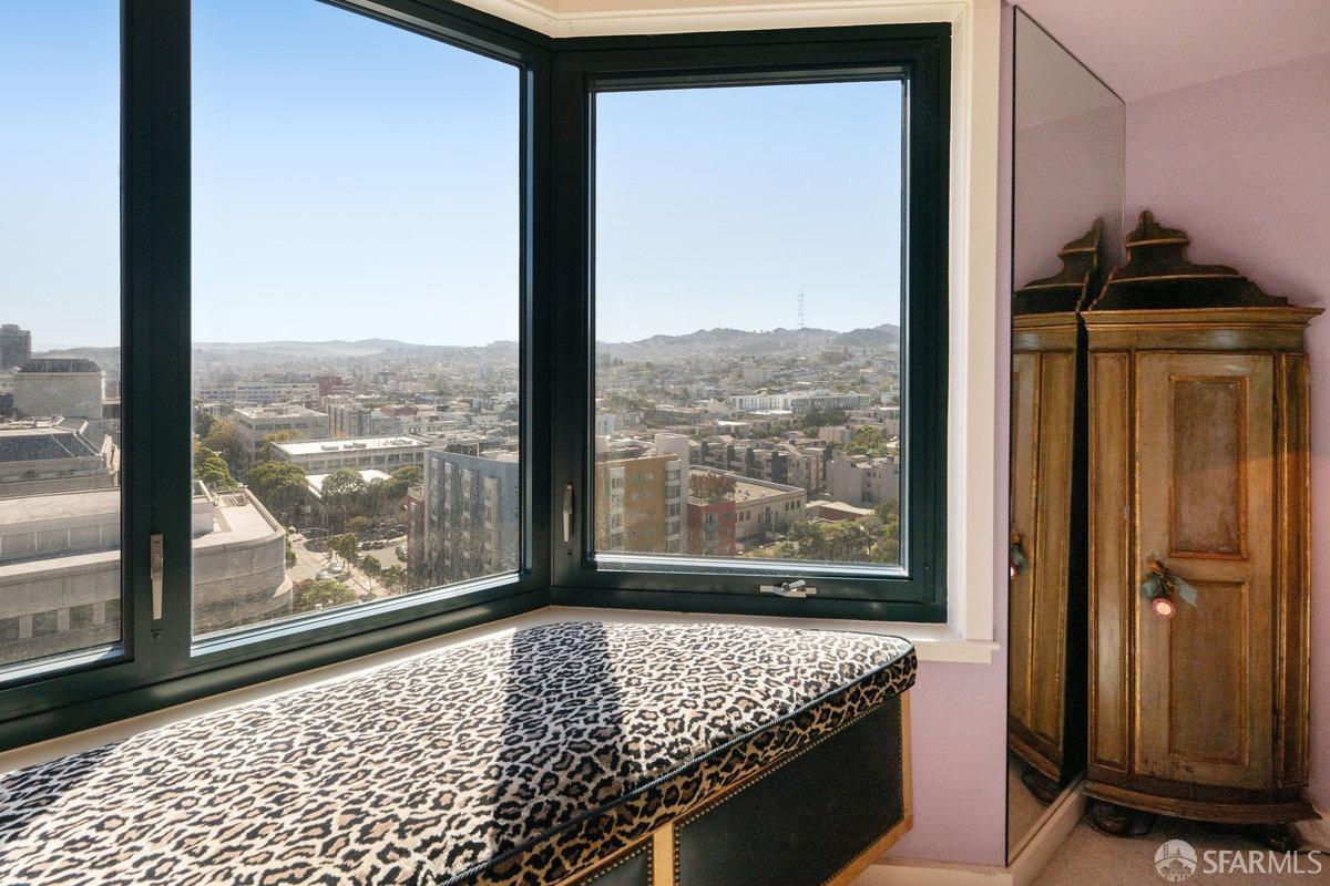 601 Van Ness Avenue # 1124