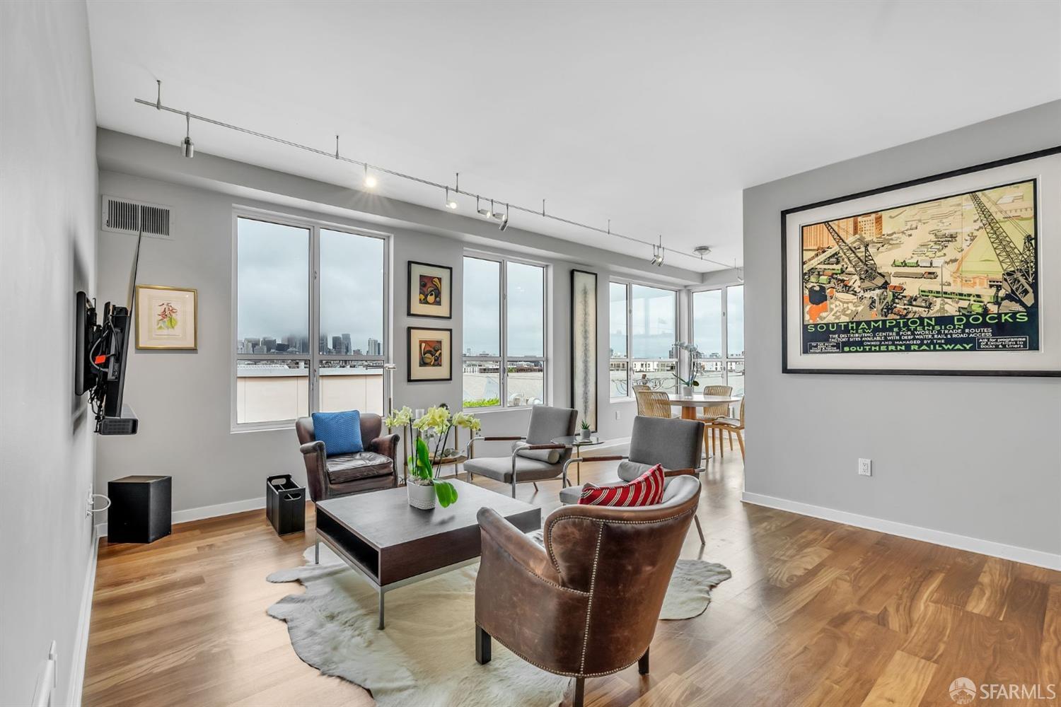 451 Kansas Street # 526
