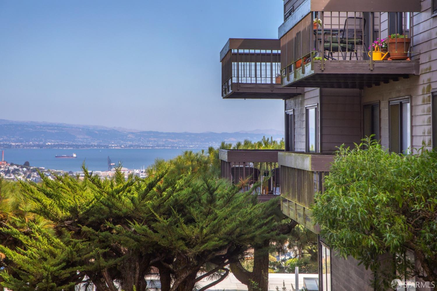 5175 Diamond Heights Boulevard # 101