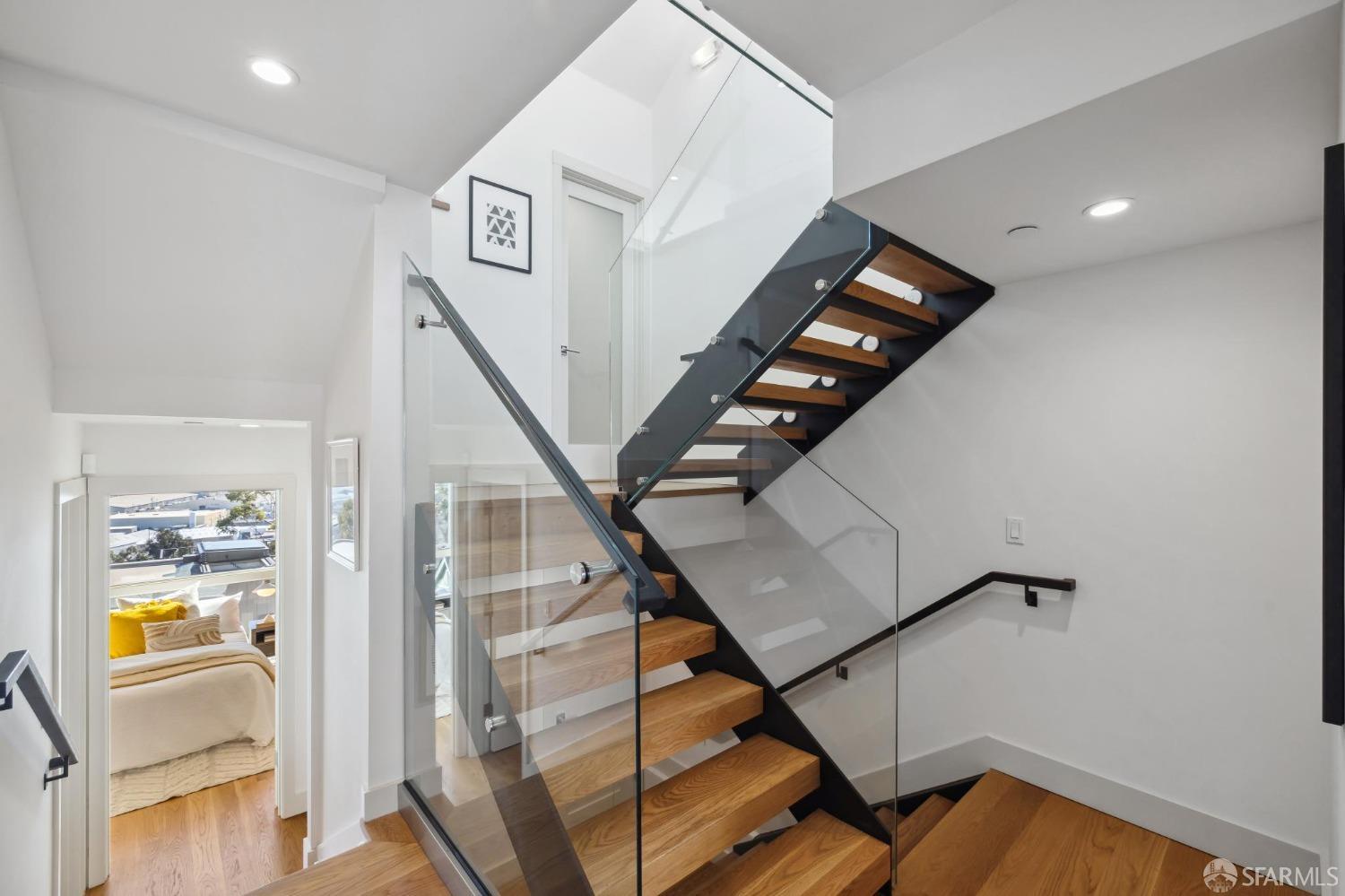 29 Joy Street