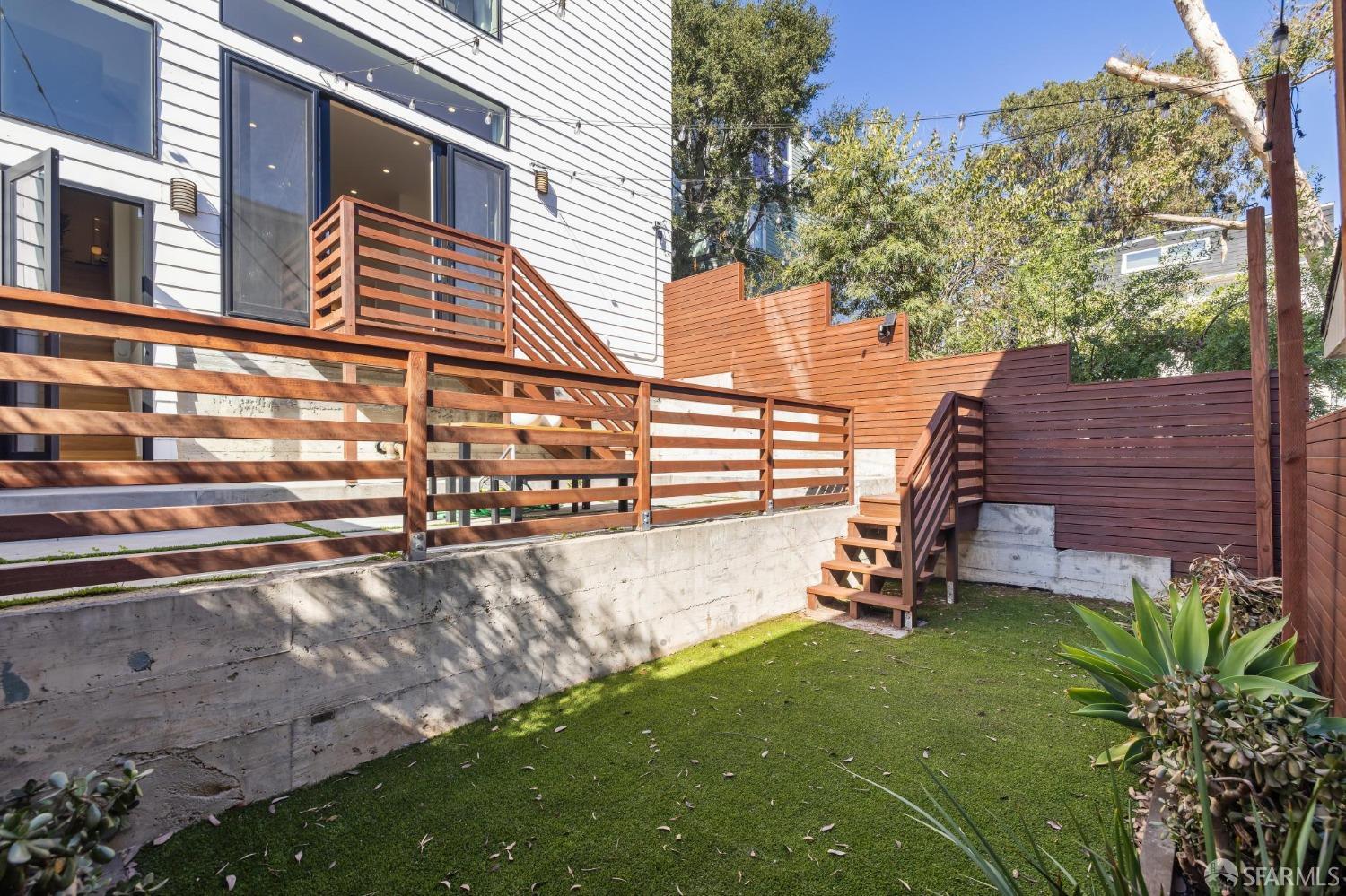 29 Joy Street