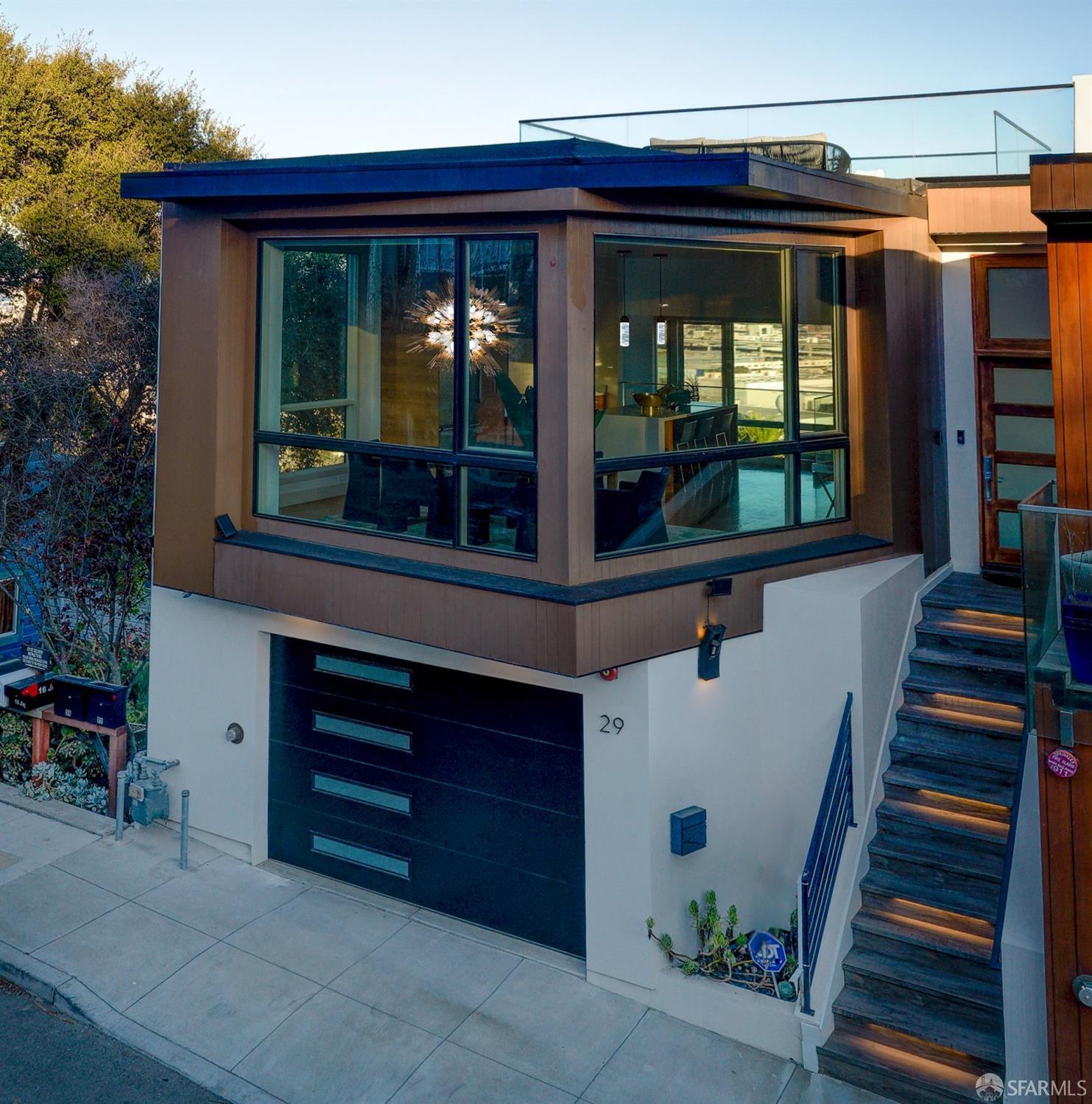 29 Joy Street