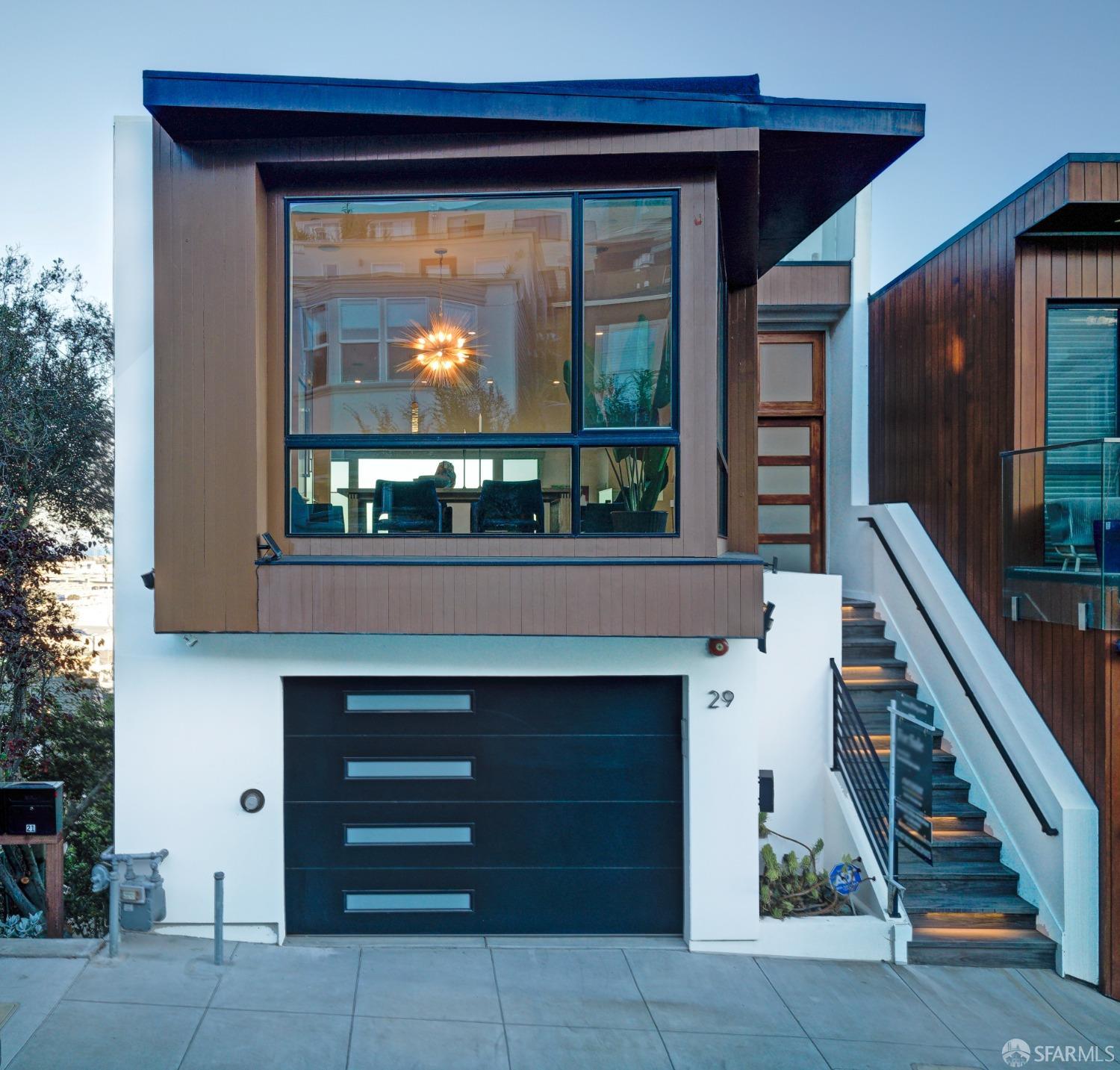 29 Joy Street