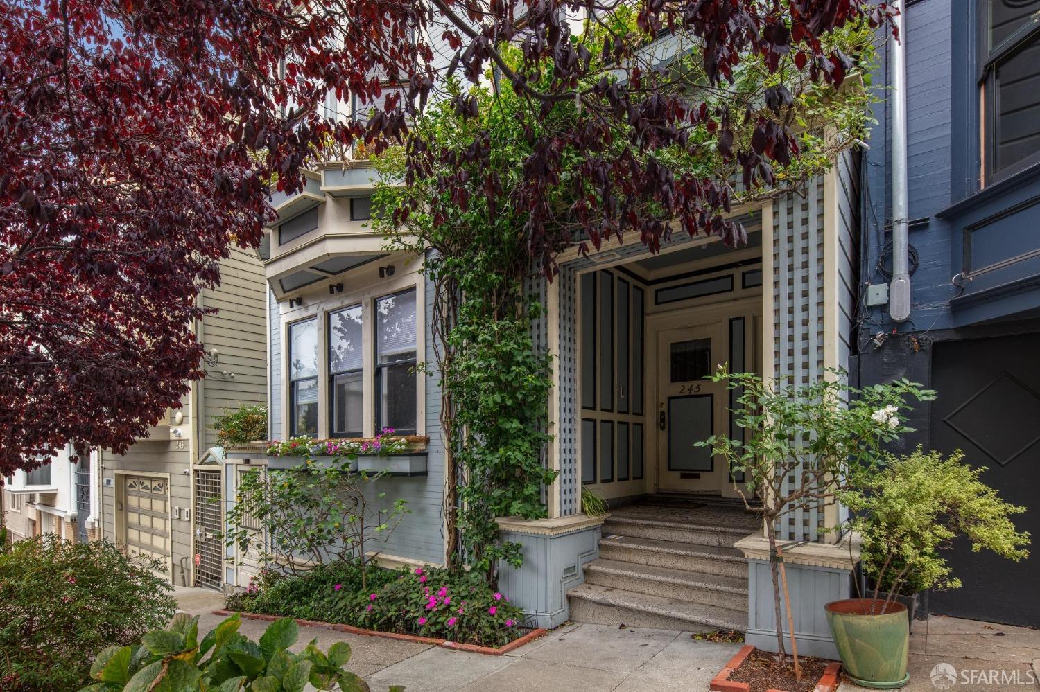 245-247 Diamond Street