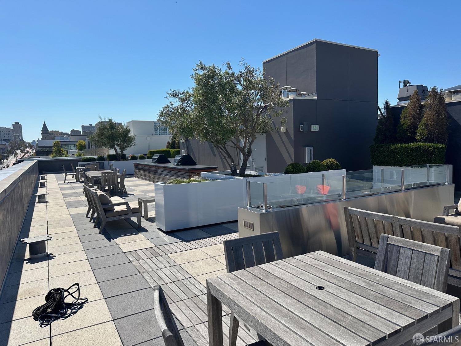 1501 Filbert Street # 6A