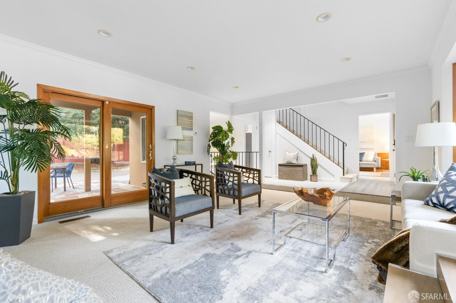 401 Cunningham Way