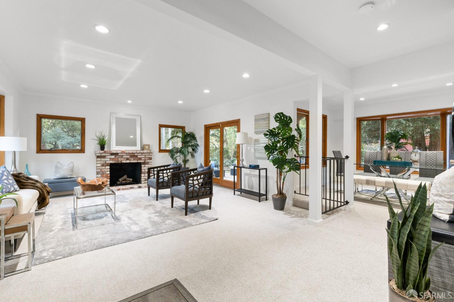 401 Cunningham Way